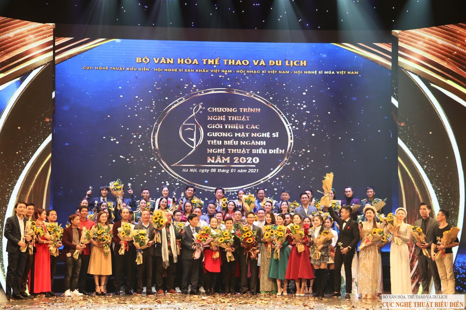 Toả sáng các gương mặt tiêu biểu nghệ thuật biểu diễn năm 2020